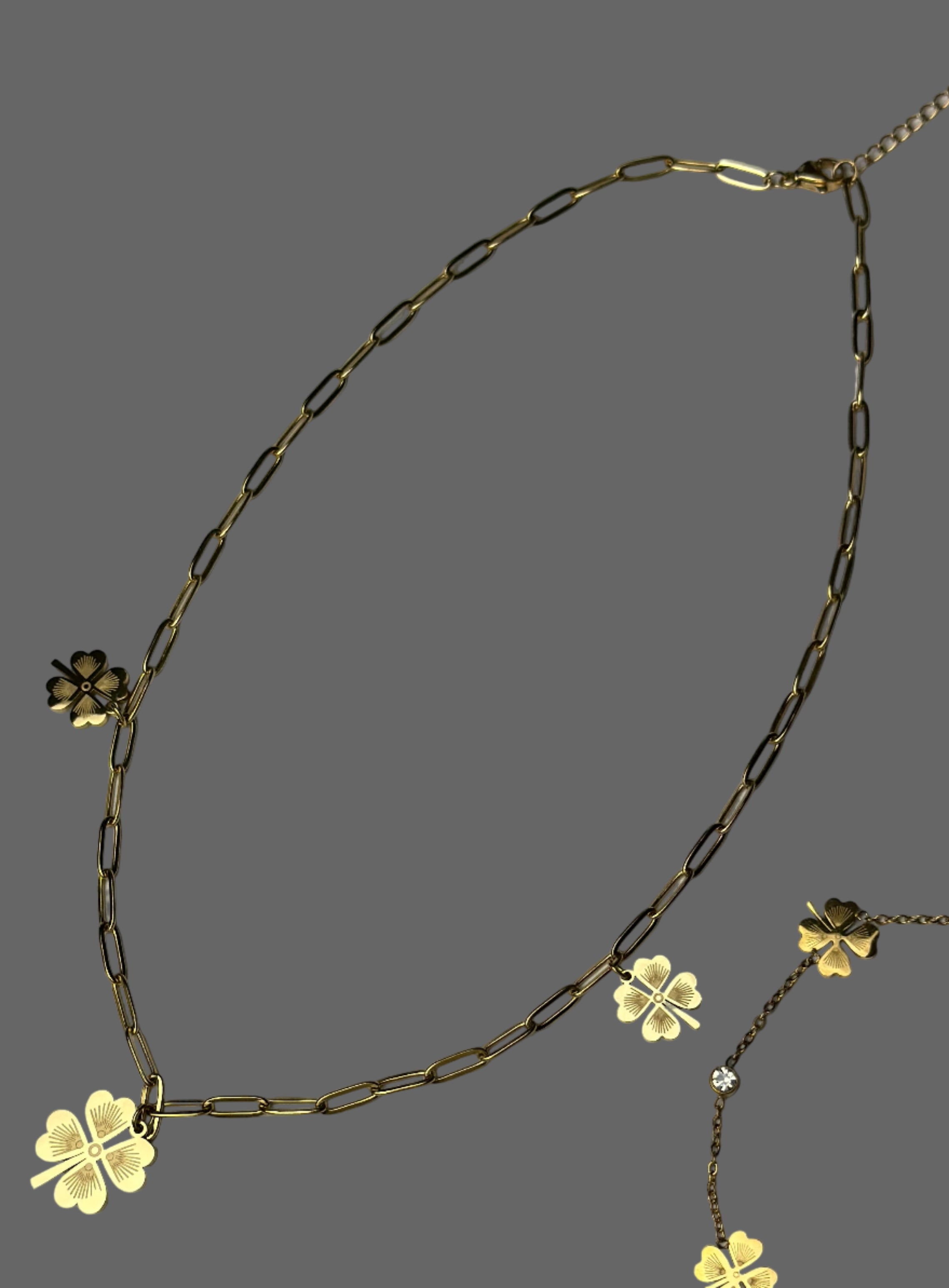 Glücks-Kette mit Kleeblattanhängern