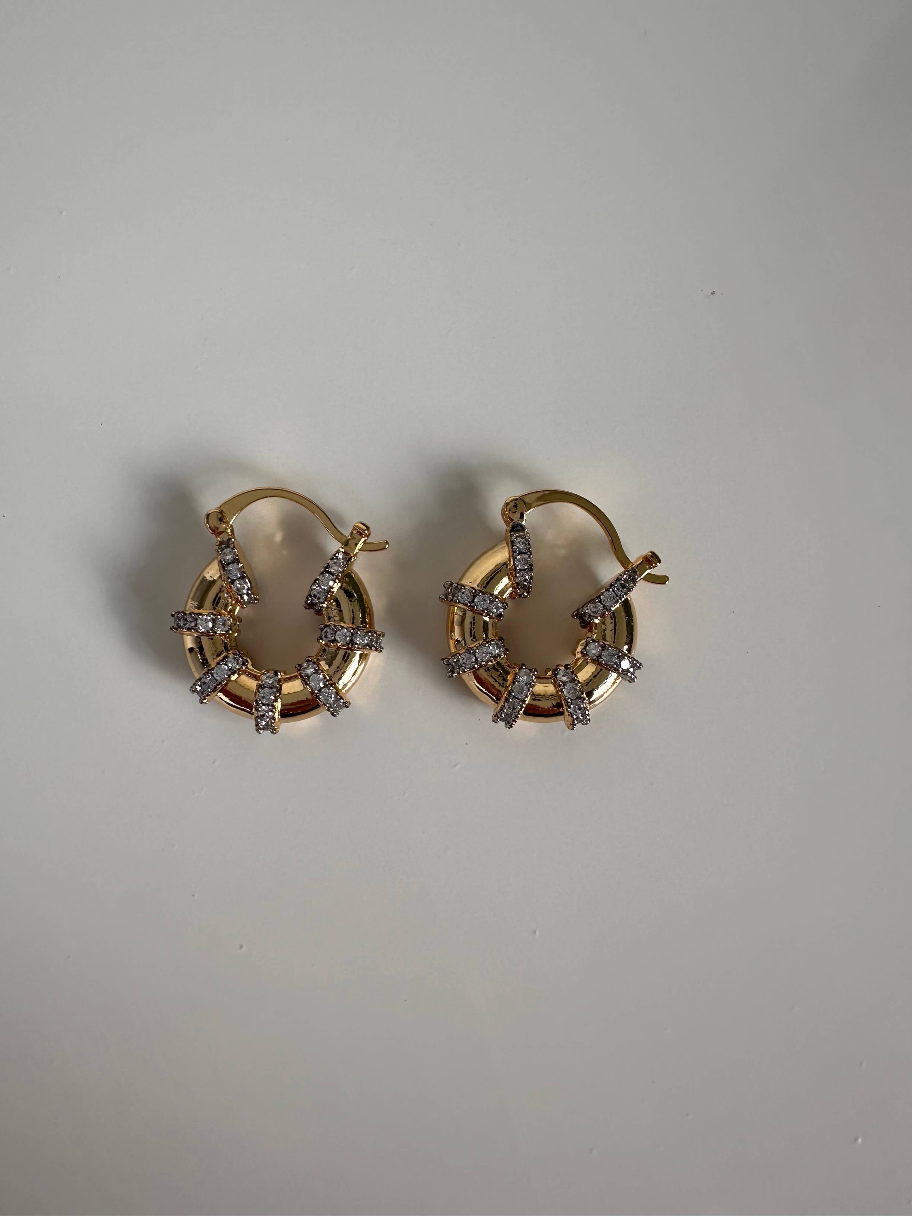 Junkie creolen Vorderansicht