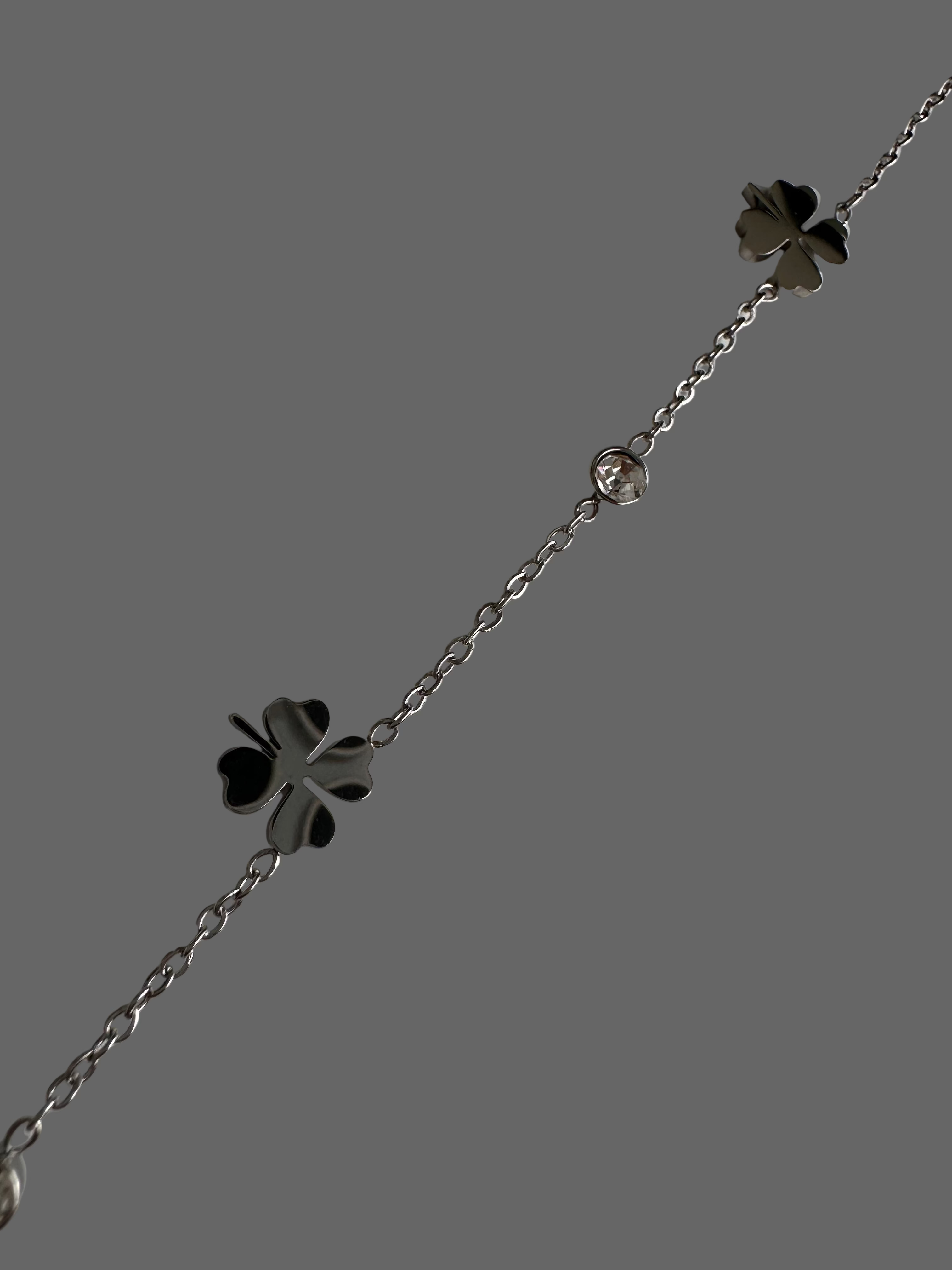 Kleeblatt Armband Damen - Zartes Armband mit Mini-Kleeblättern