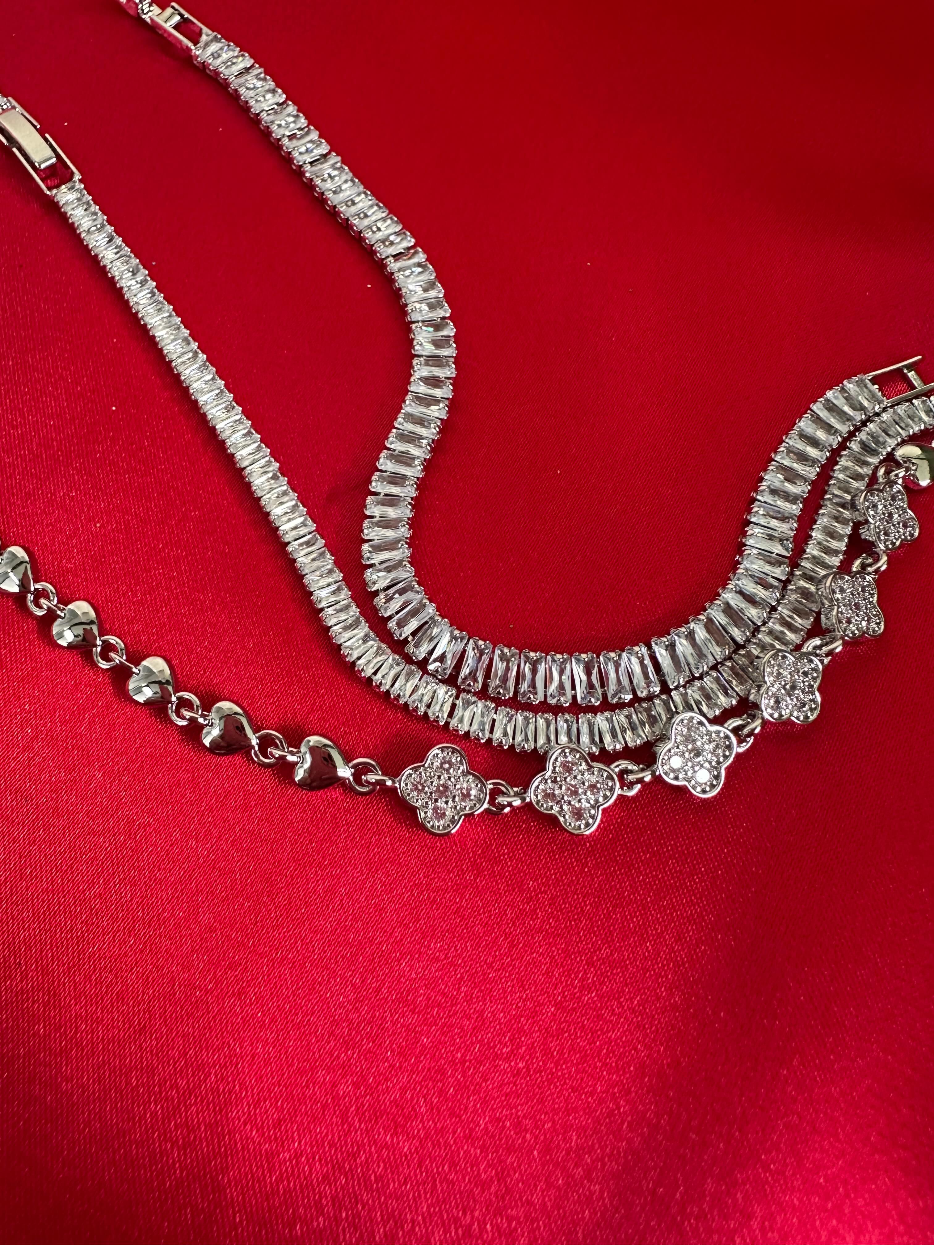 Elegantes silbernes Armband, minimalistisches Design, glänzend, für Damen, Schmuckaccessoire