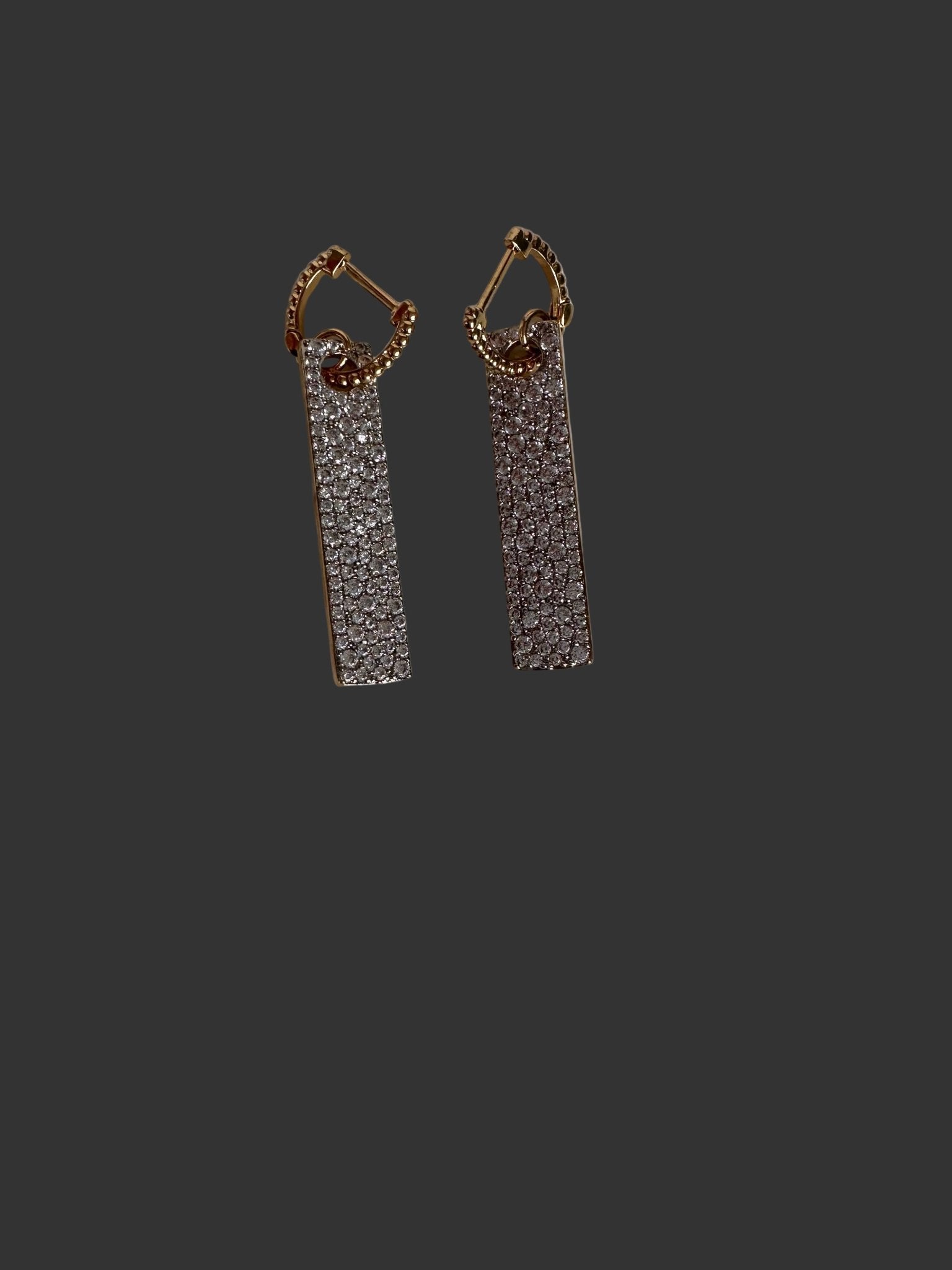 Nami Ohrringe Vordersnsicht