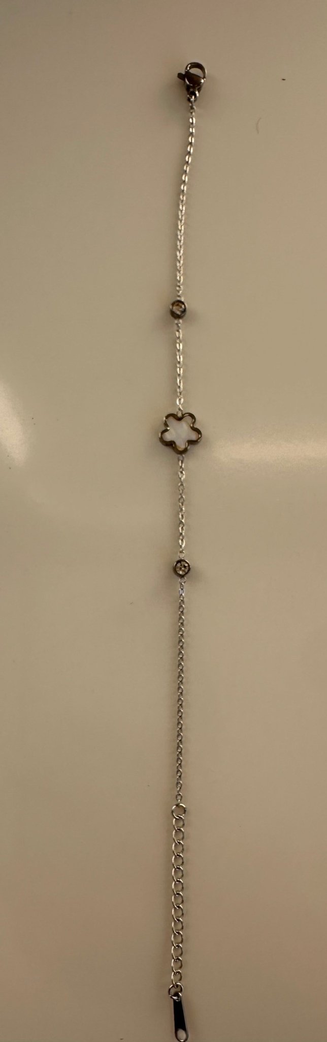 Perlmutt Armband Damen - Zartes Blumen-Armband in Weiß